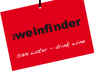 Logo auf rotem Etikett: der weinfinder, save water – drink wine